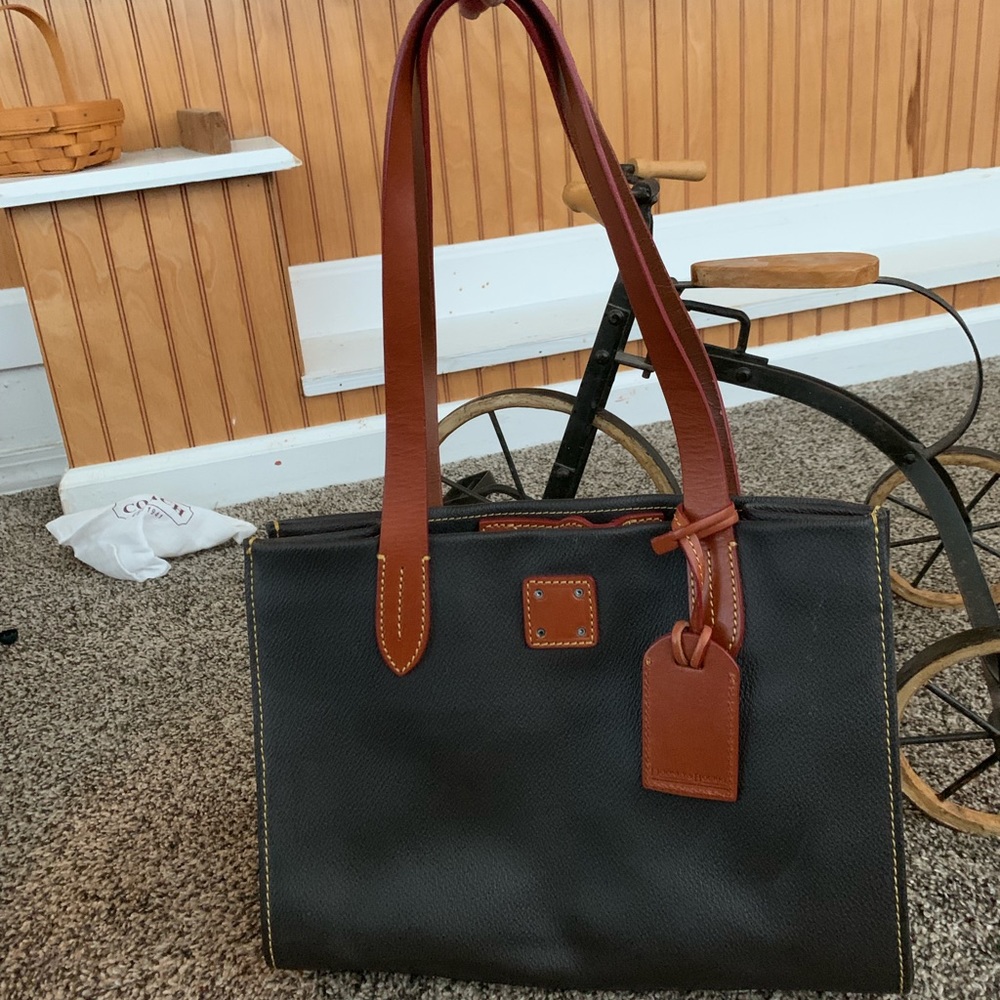 Dooney & Bourke Handbag -Never used, Missing decal